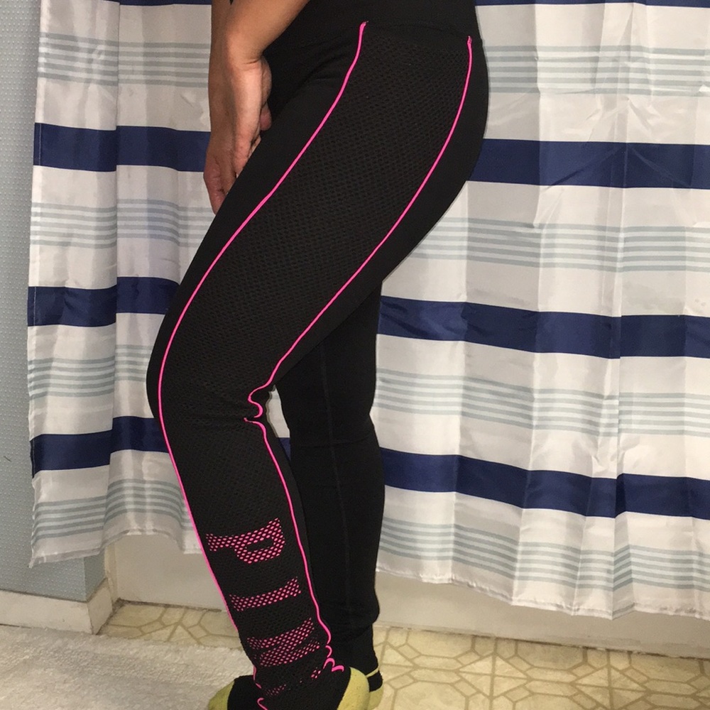 VS PINK Ultimate Legging